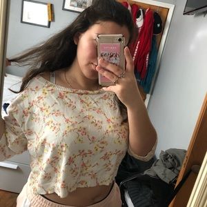 Floral off the shoulder cropped top